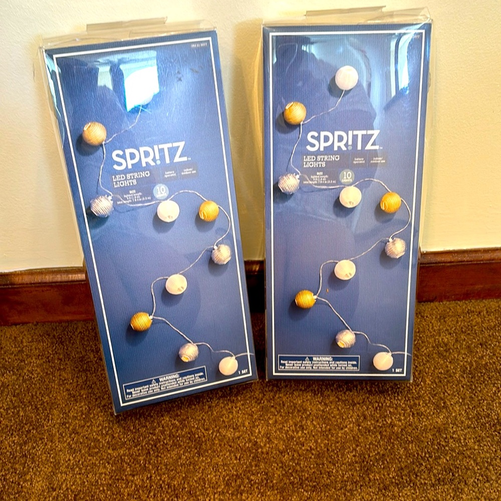 Two spritz LED string lights, 10 lights in each package